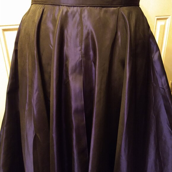 Gigi Clark, Gorgeous Iridescent Purple Full Circle Maxi Skirt, Small - Picture 7 of 16